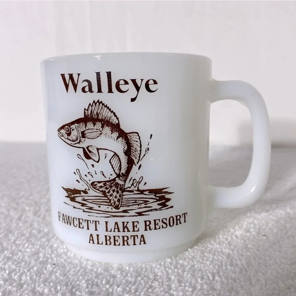 Vintage Fawcett Lake  Resort Alberta Walleye Milk Glass Mug - Picture 1 of 9